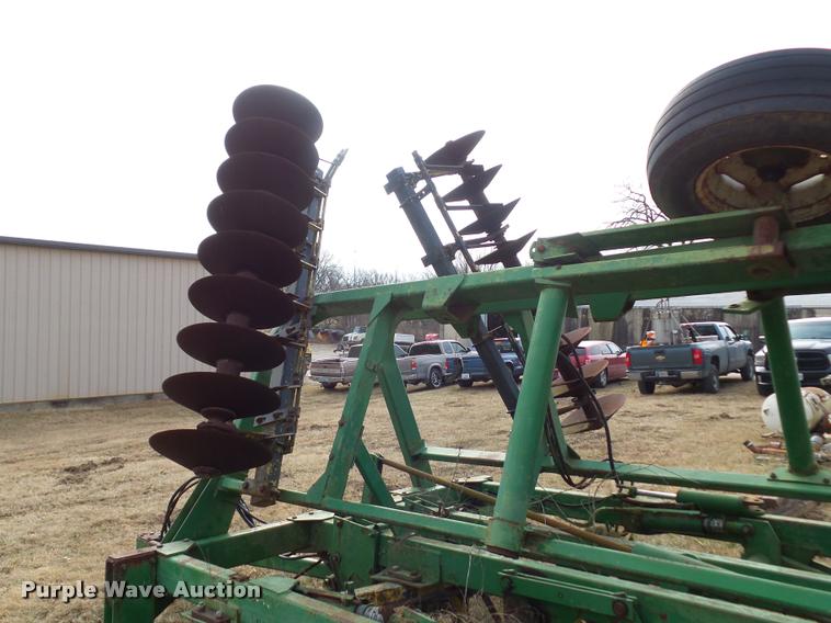 image for item BI9152 John Deere 230 disk