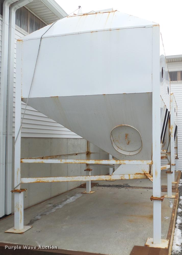 image for item BT9020 Steel grain bin