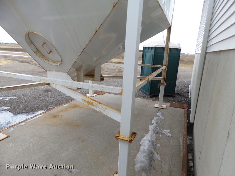 image for item BT9020 Steel grain bin