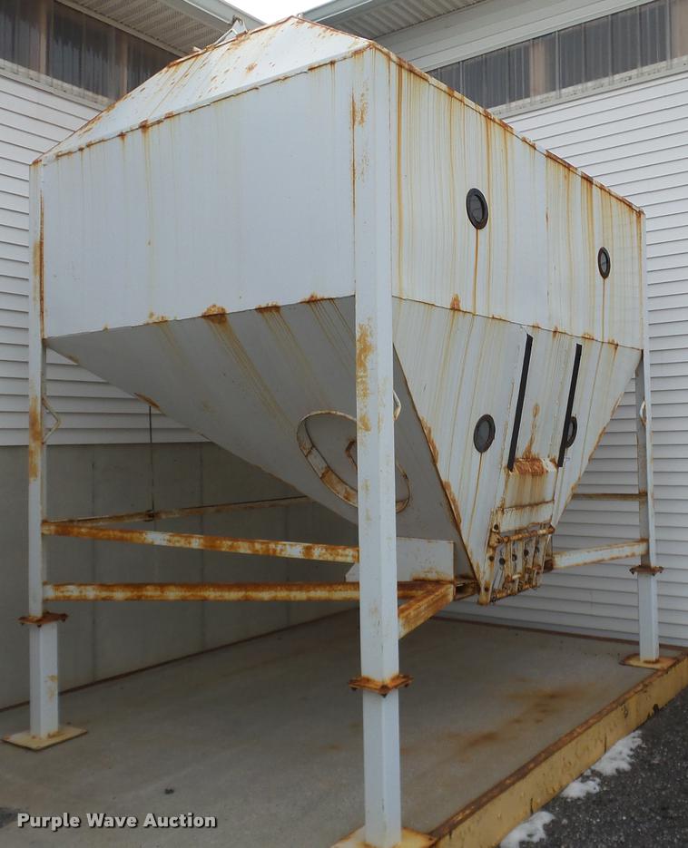 image for item BT9021 Steel grain bin