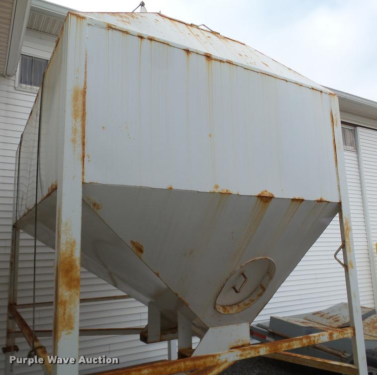 image for item BT9021 Steel grain bin