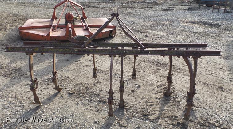 image for item BT9065 Nine bottom cultivator