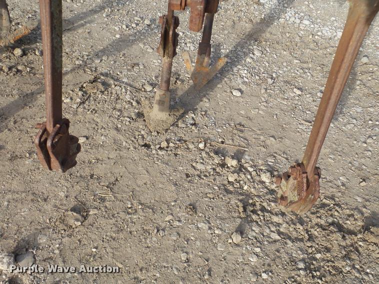 image for item BT9065 Nine bottom cultivator