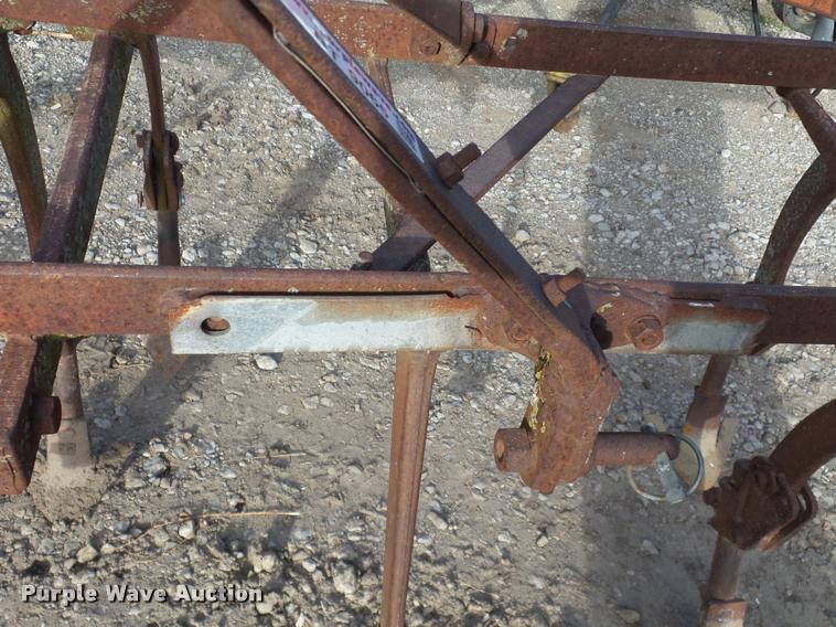 image for item BT9065 Nine bottom cultivator