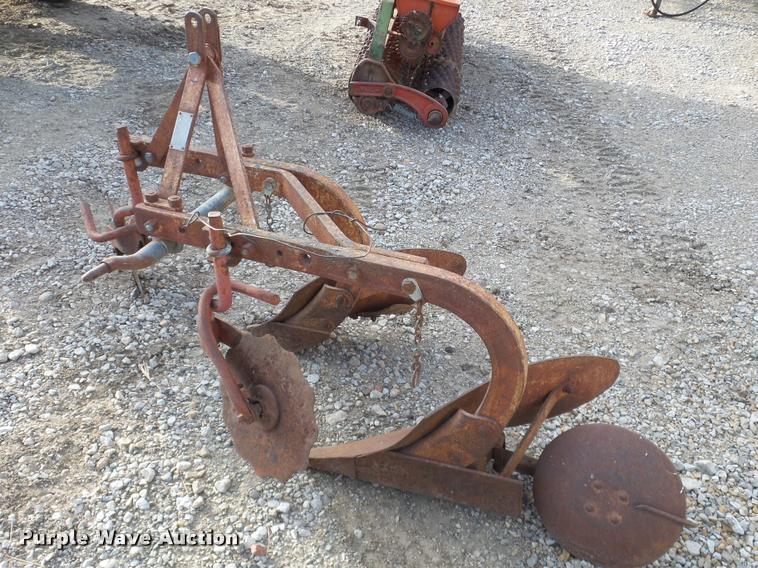 image for item BT9069 Ferguson two bottom plow
