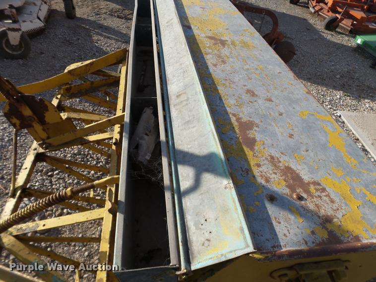 image for item BT9073 Feed planter