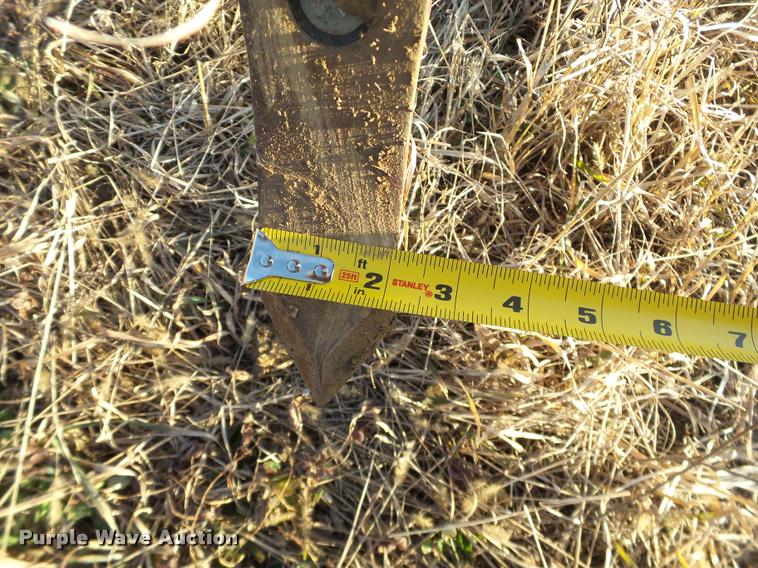 image for item BT9074 Wilbeck 4R10 chisel plow