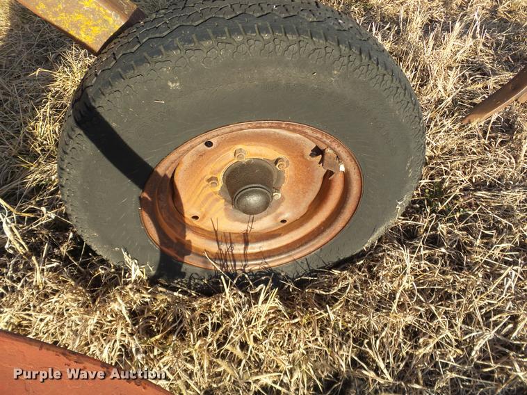 image for item BT9074 Wilbeck 4R10 chisel plow