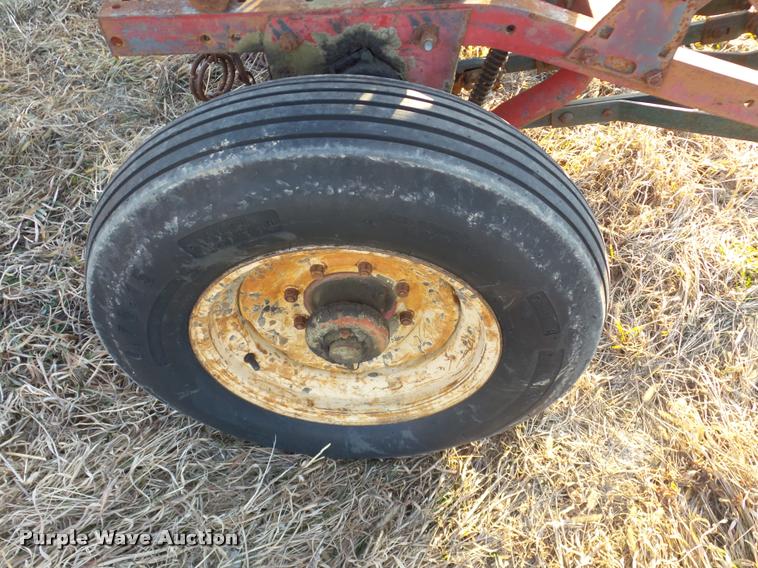 image for item BT9076 McCormick grain drill