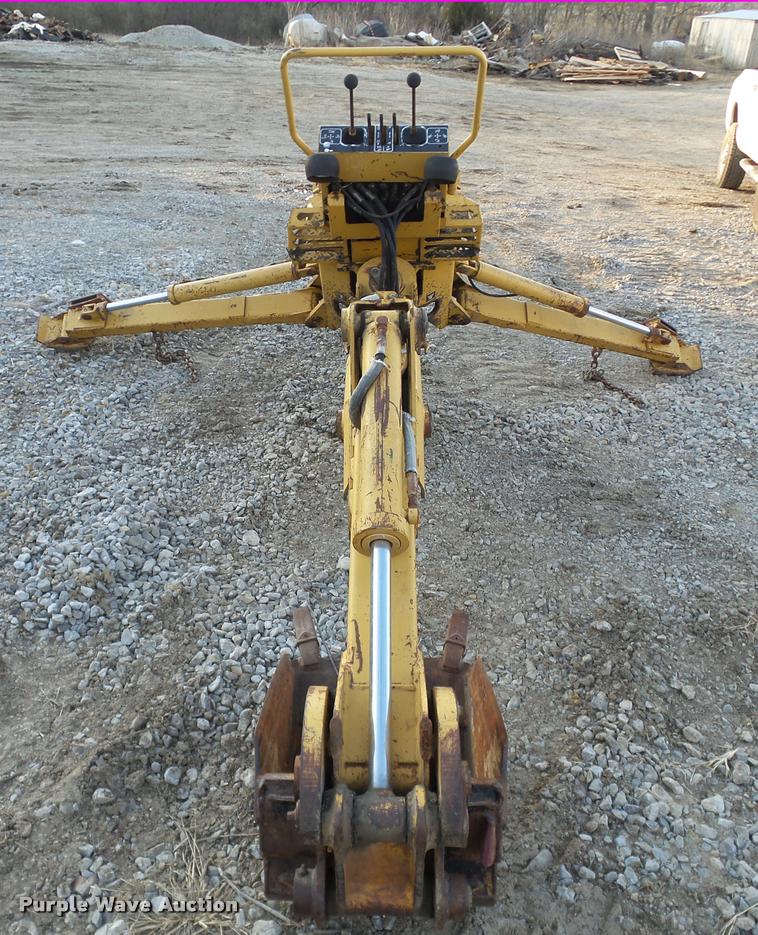 image for item BT9077 1998 Vermeer B780 backhoe attachment