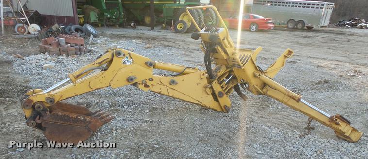 image for item BT9077 1998 Vermeer B780 backhoe attachment