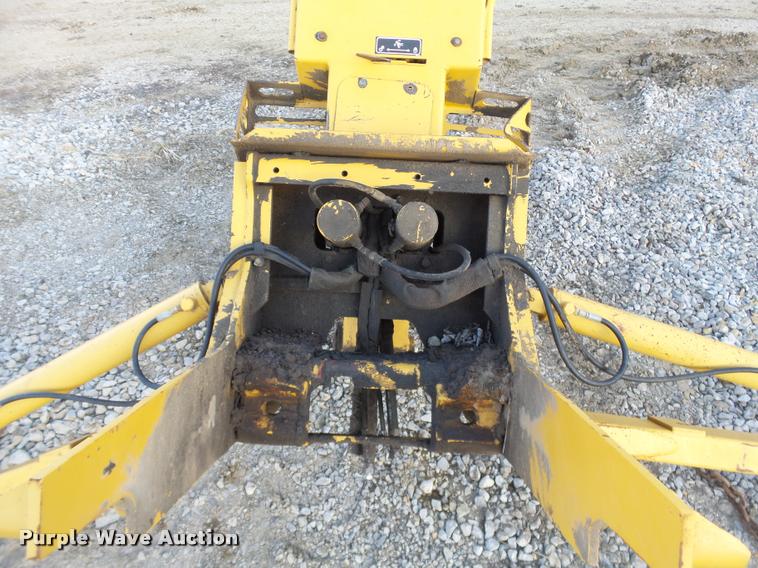 image for item BT9077 1998 Vermeer B780 backhoe attachment