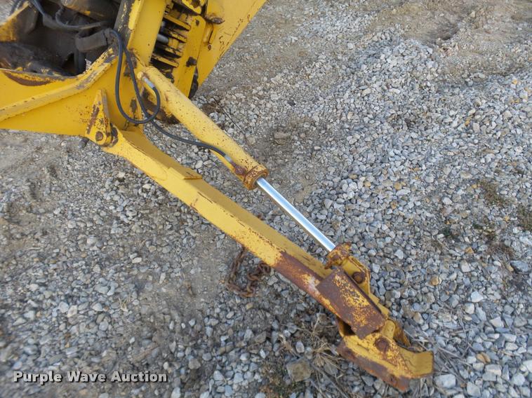 image for item BT9077 1998 Vermeer B780 backhoe attachment