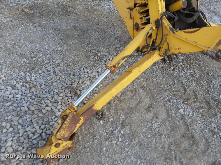 image for item BT9077 1998 Vermeer B780 backhoe attachment