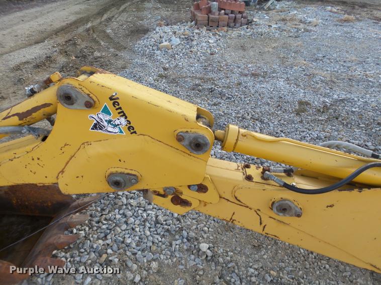image for item BT9077 1998 Vermeer B780 backhoe attachment
