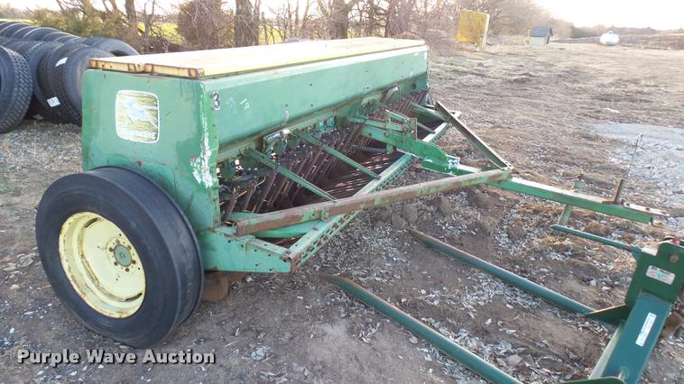 image for item BU9436 John Deere 8300 grain drill