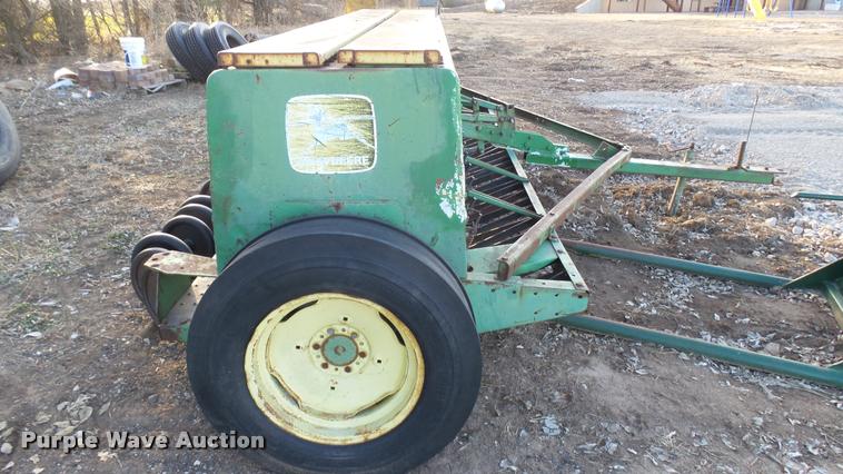 image for item BU9436 John Deere 8300 grain drill