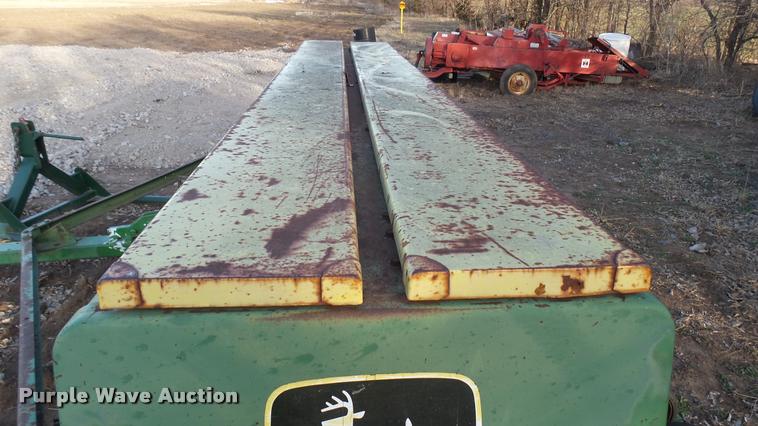 image for item BU9436 John Deere 8300 grain drill