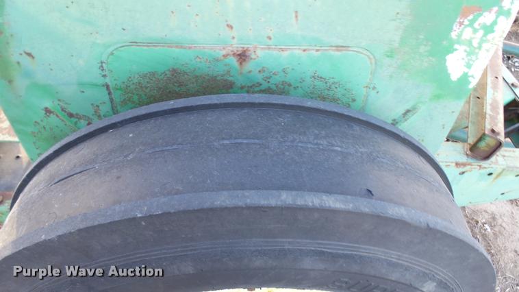 image for item BU9436 John Deere 8300 grain drill