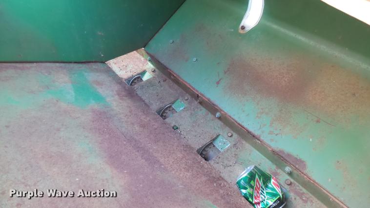 image for item BU9436 John Deere 8300 grain drill