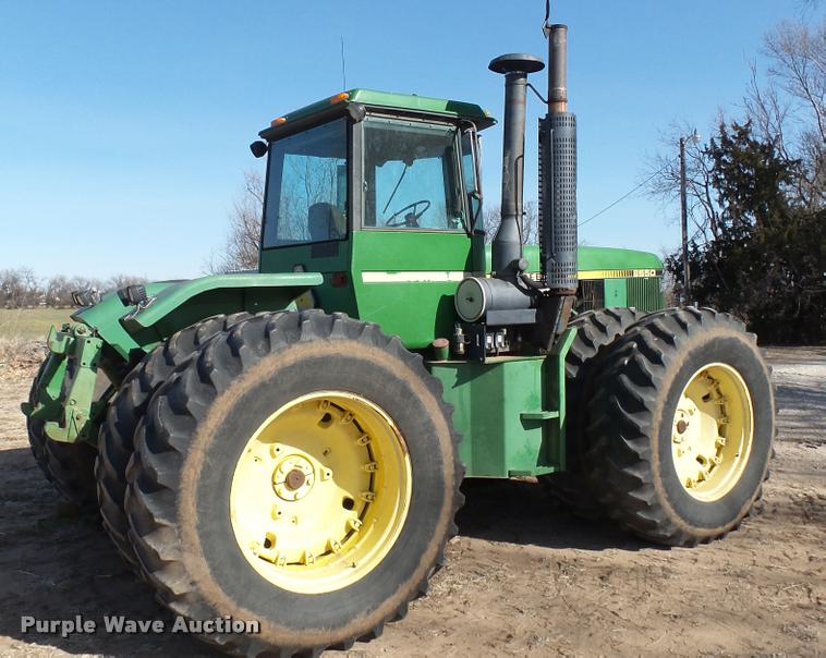 image for item BU9440 1982 John Deere 8650 4WD tractor
