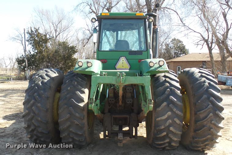 image for item BU9440 1982 John Deere 8650 4WD tractor