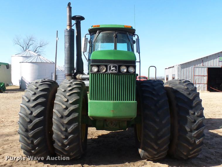 image for item BU9440 1982 John Deere 8650 4WD tractor