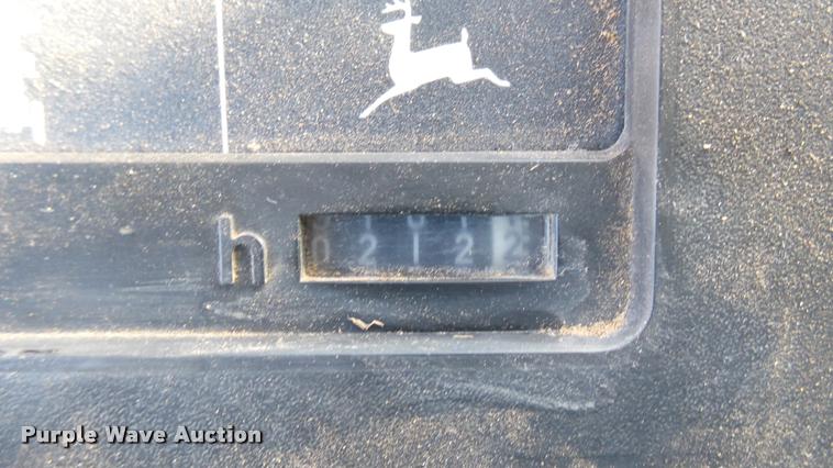 image for item BU9440 1982 John Deere 8650 4WD tractor