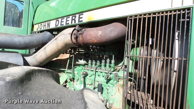 image for item BU9440 1982 John Deere 8650 4WD tractor