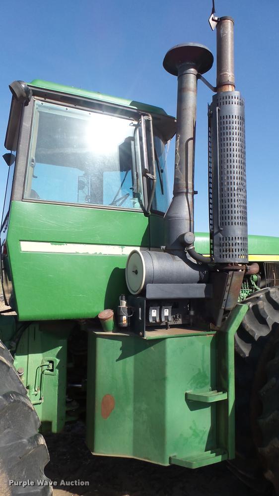 image for item BU9440 1982 John Deere 8650 4WD tractor