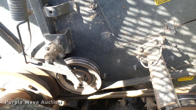 image for item BU9442 1981 Gleaner M2 combine