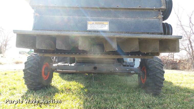 image for item BU9442 1981 Gleaner M2 combine