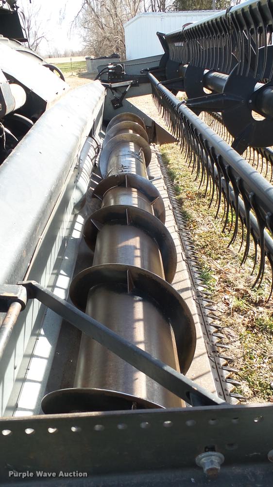 image for item BU9442 1981 Gleaner M2 combine