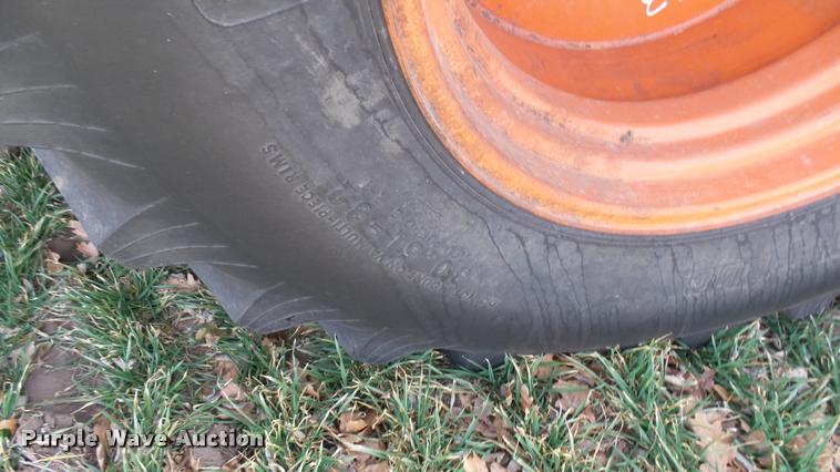 image for item BU9442 1981 Gleaner M2 combine