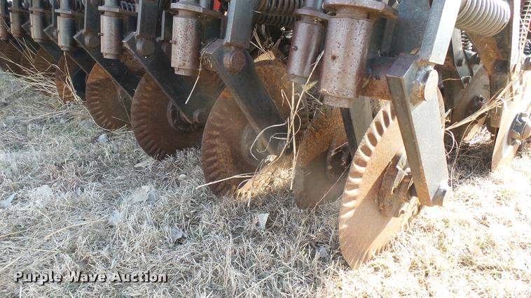 image for item BU9457 United Farm Tools 5000 no-till grain drill