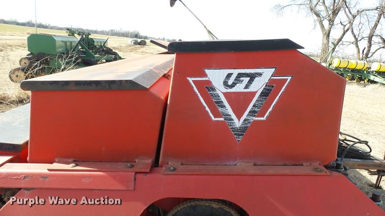 image for item BU9457 United Farm Tools 5000 no-till grain drill