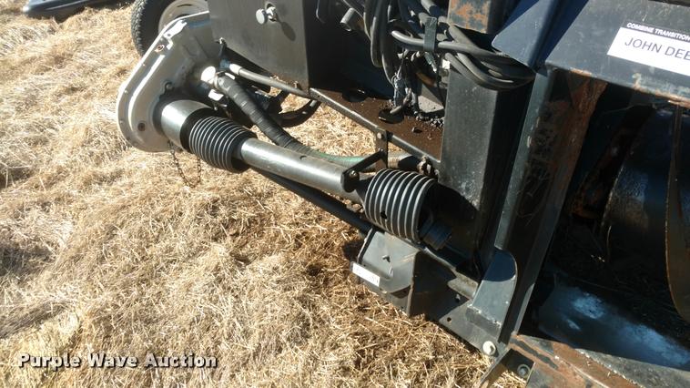 image for item BU9943 2012 MacDon FD70 flex draper head