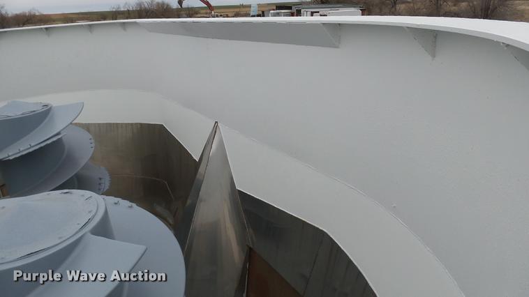 image for item DA0303 2003 Kenworth T800 mixer truck