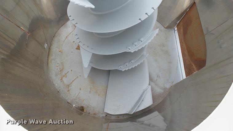 image for item DA0303 2003 Kenworth T800 mixer truck