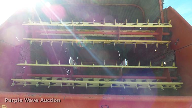 image for item DA0318 New Holland Crop Carrier 8 forage wagon