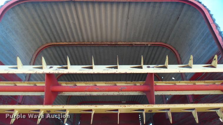 image for item DA0318 New Holland Crop Carrier 8 forage wagon