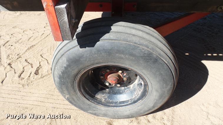 image for item DA0318 New Holland Crop Carrier 8 forage wagon