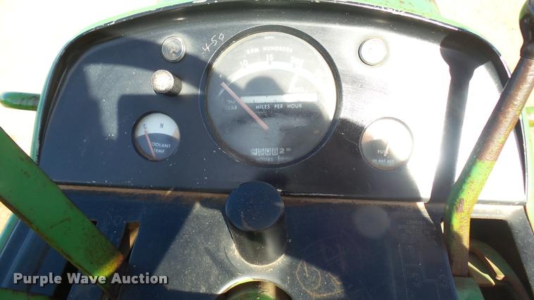 image for item DA0325 John Deere 2510 tractor