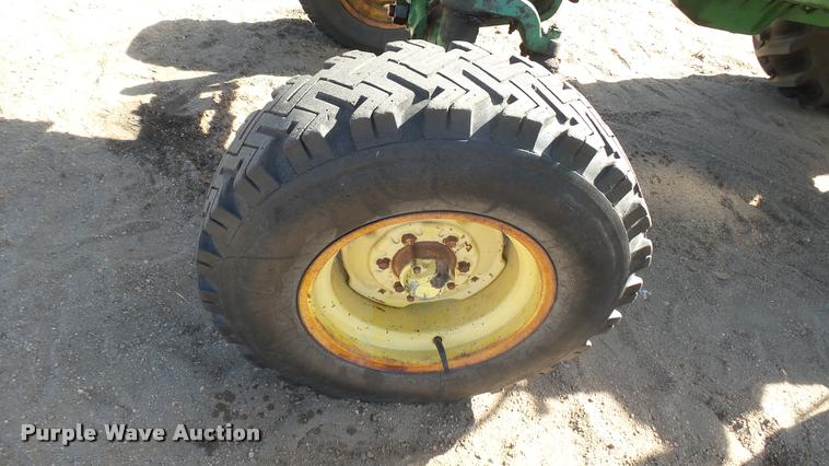 image for item DA0325 John Deere 2510 tractor