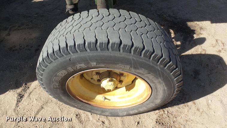 image for item DA0325 John Deere 2510 tractor