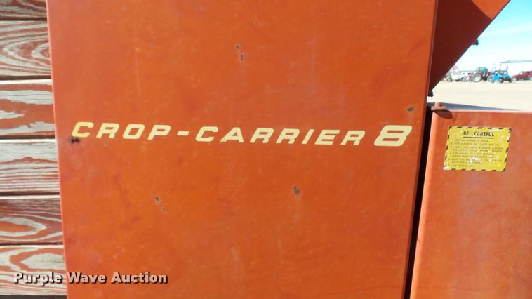 image for item DA0345 New Holland Crop Carrier 8 forage wagon