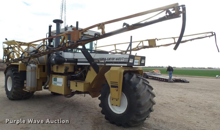 image for item DA0390 Ag-Chem TerraGator 1603T self-propelled sprayer