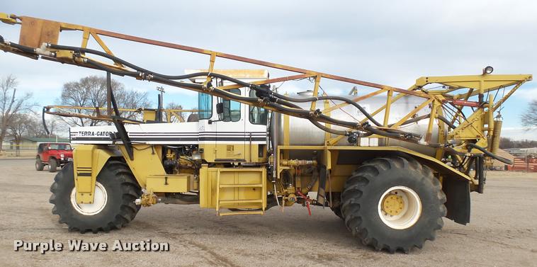 image for item DA0390 Ag-Chem TerraGator 1603T self-propelled sprayer