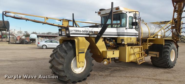 image for item DA0390 Ag-Chem TerraGator 1603T self-propelled sprayer