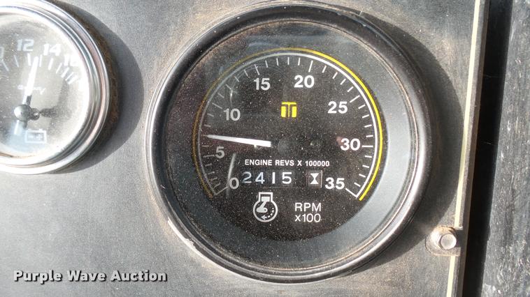 image for item DA0390 Ag-Chem TerraGator 1603T self-propelled sprayer